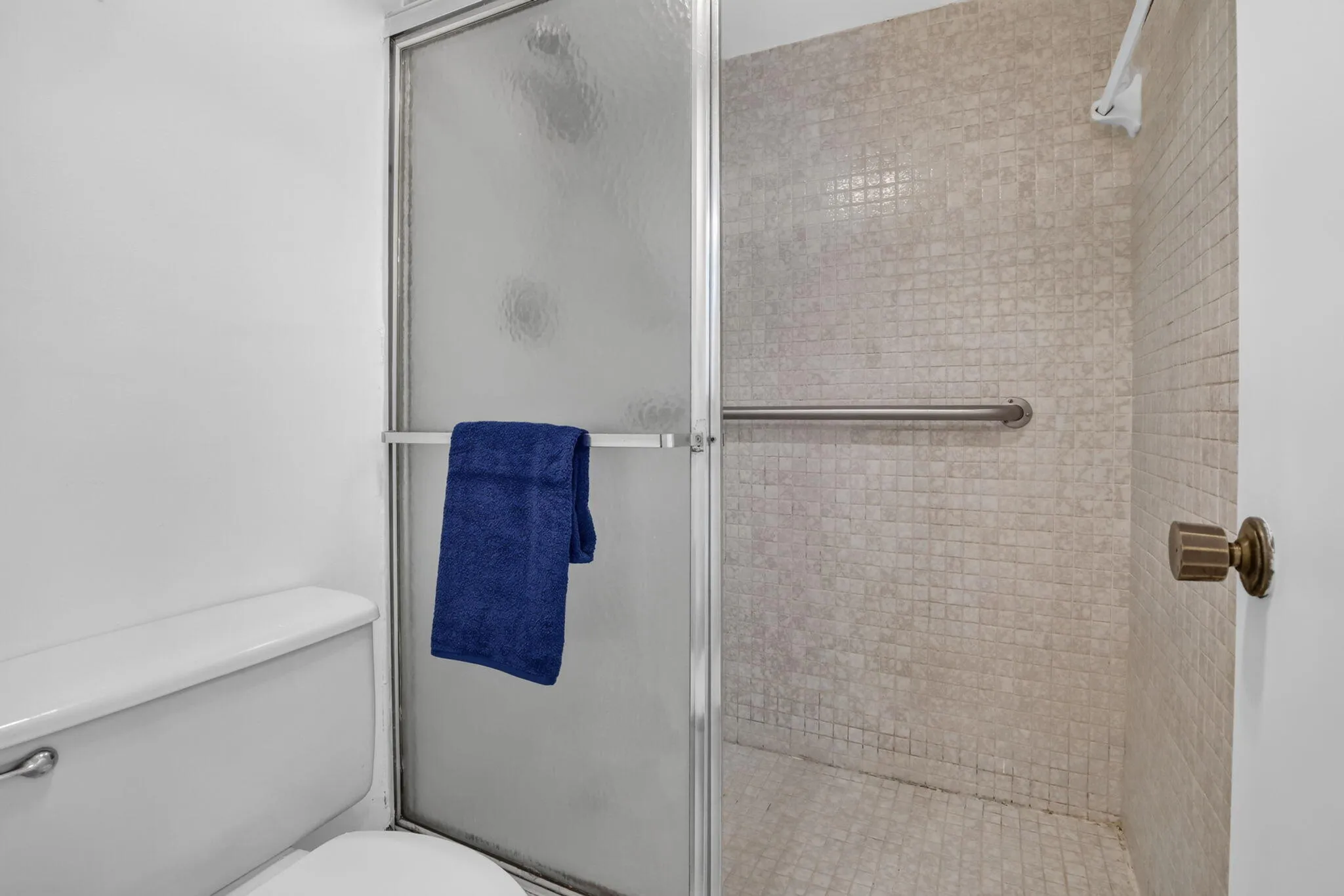 Spacious standing shower in primary bedroom suite!
