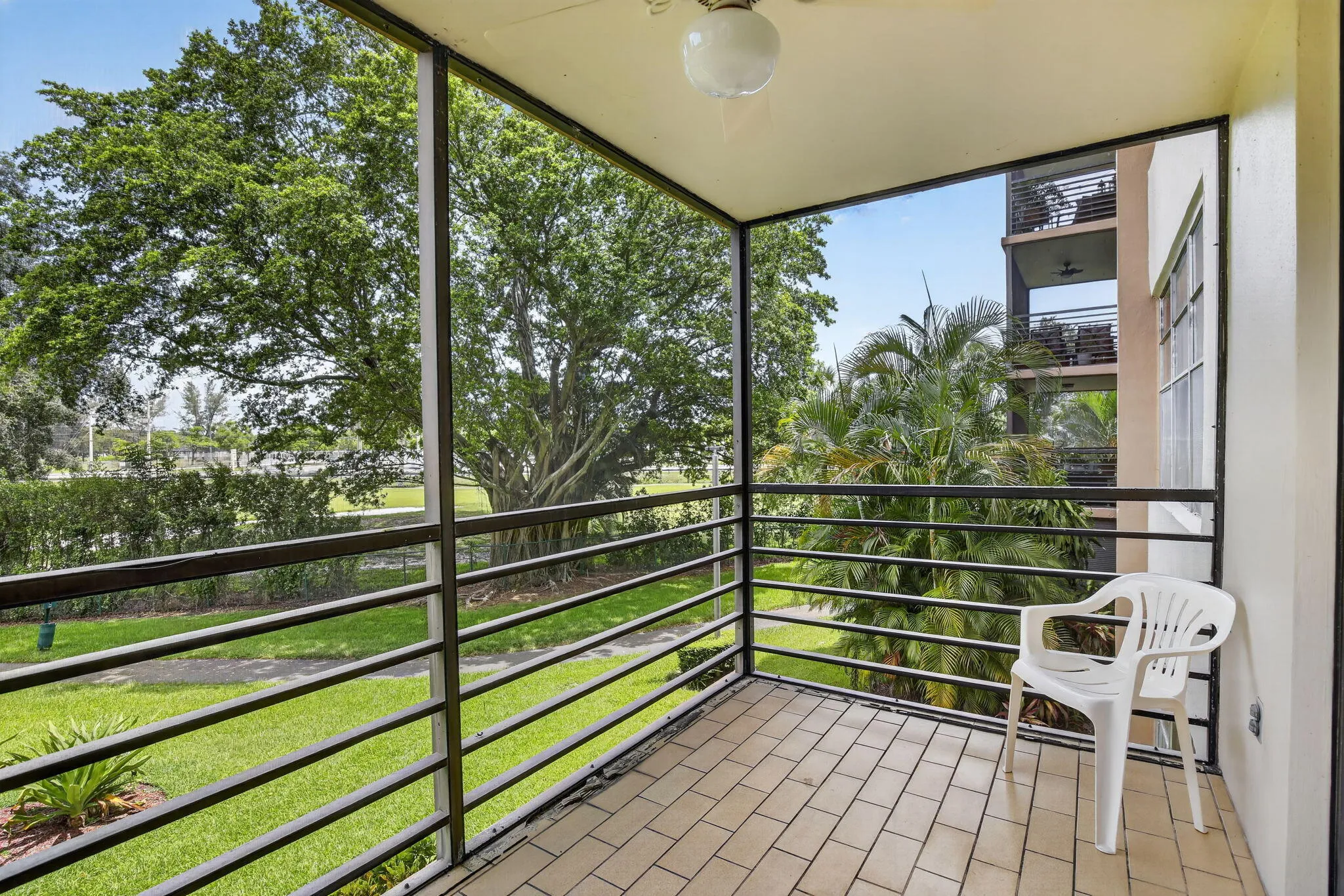 Your balcony overlooks the beautiful gardens and nearby Pembroke Lake Golf Course!