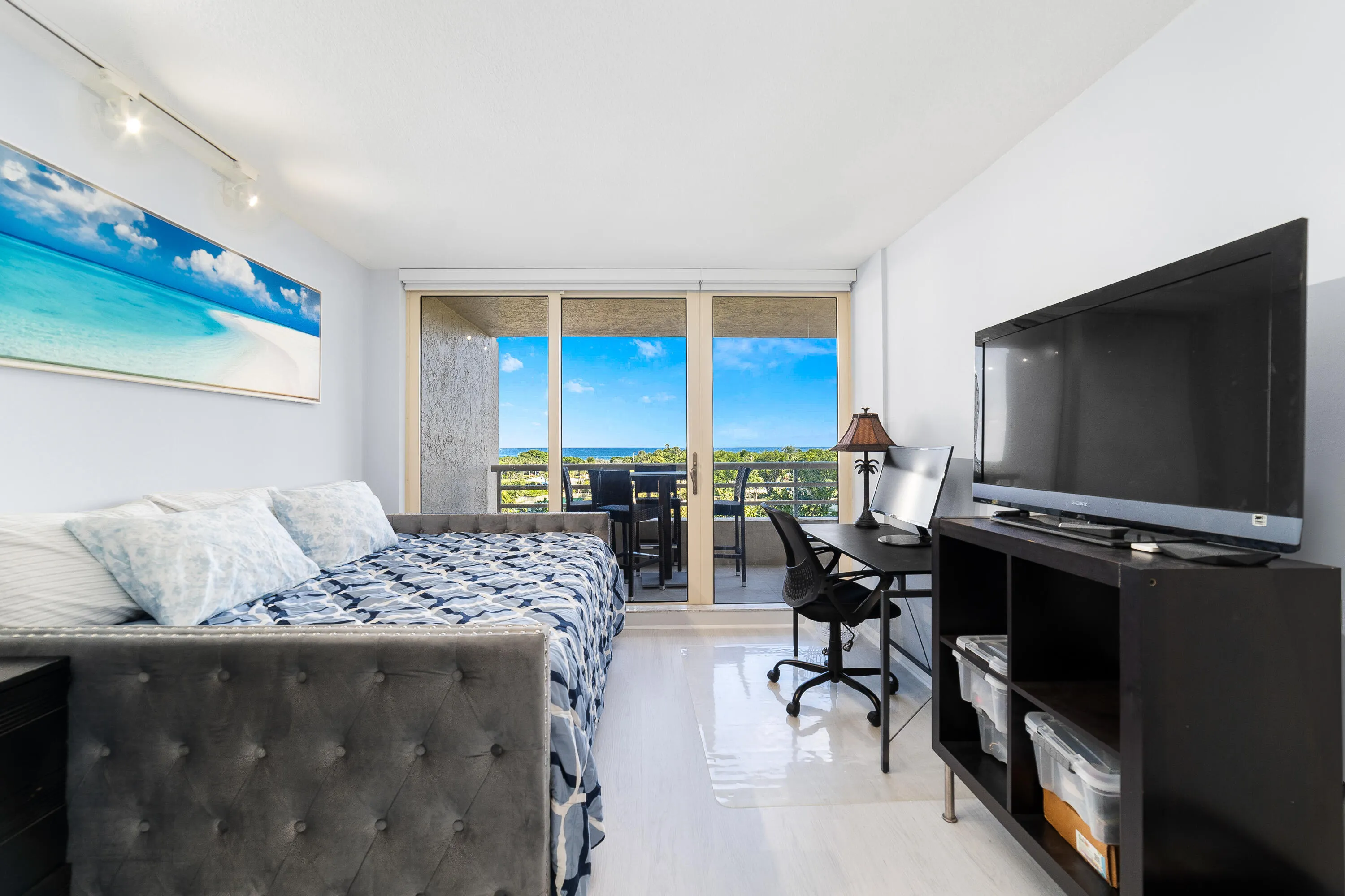 Bedrooms 2
