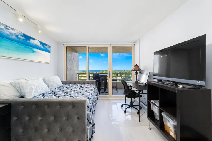 Bedrooms 2