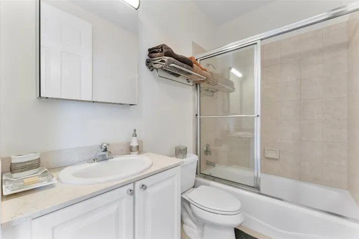 32-1351 SE 3rd Ave_032