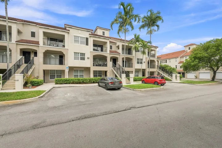 01_property exterior