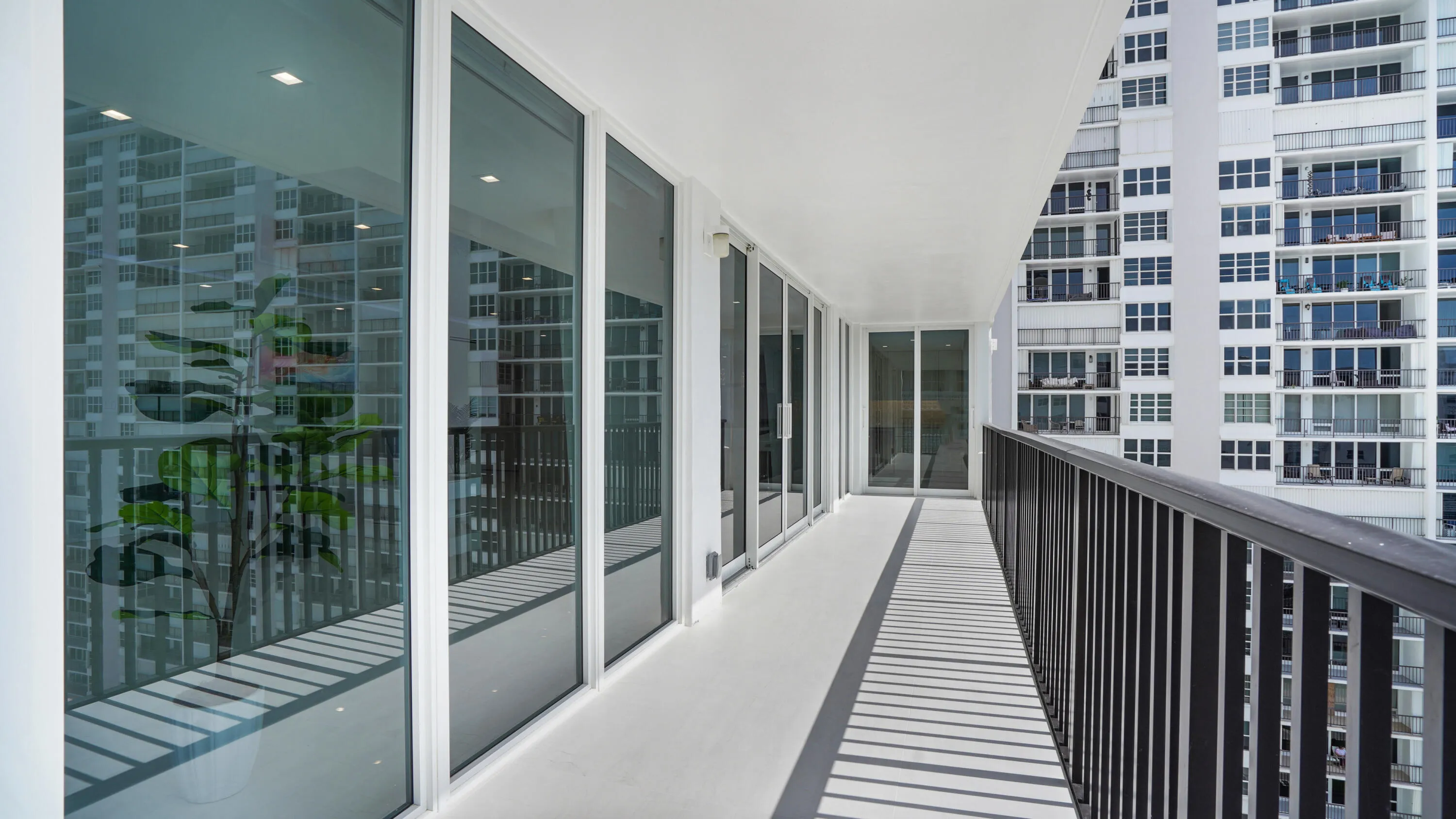 4280 Galt Ocean Dr-11