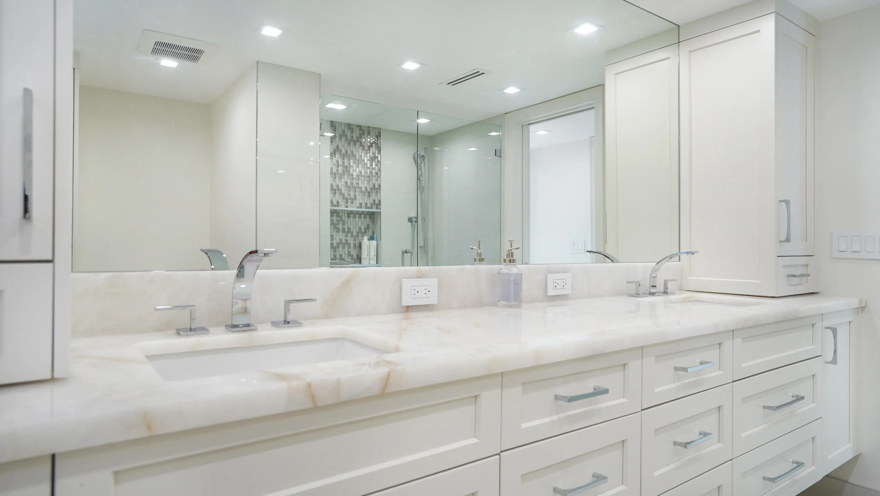 4280 Galt Ocean Dr-17