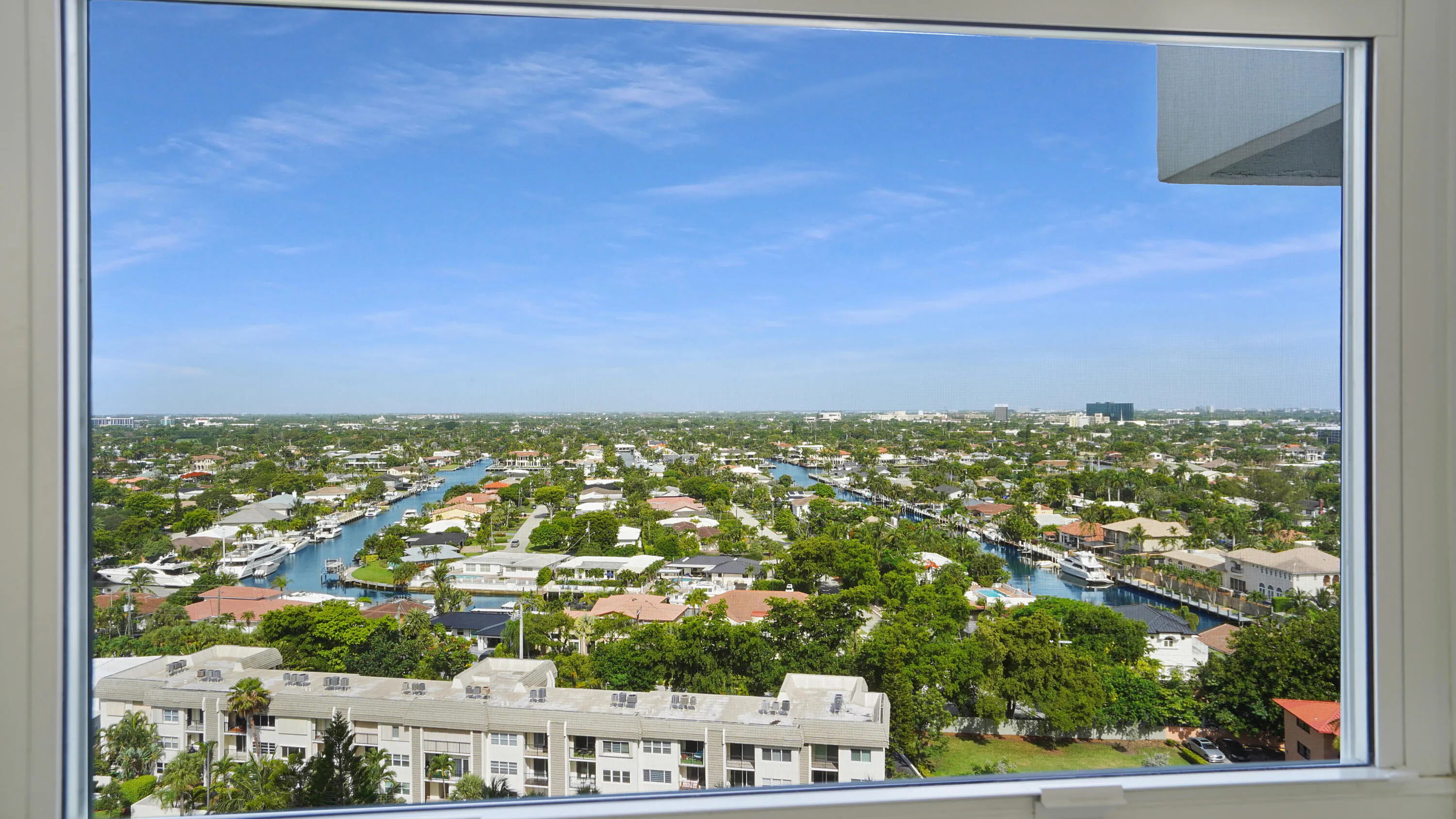 4280 Galt Ocean Dr-14