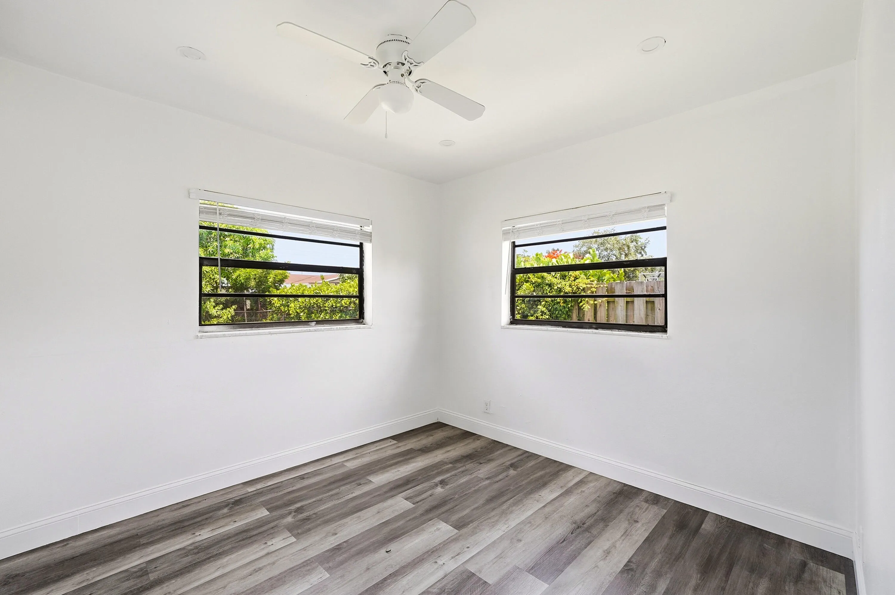 15_bedroom 2