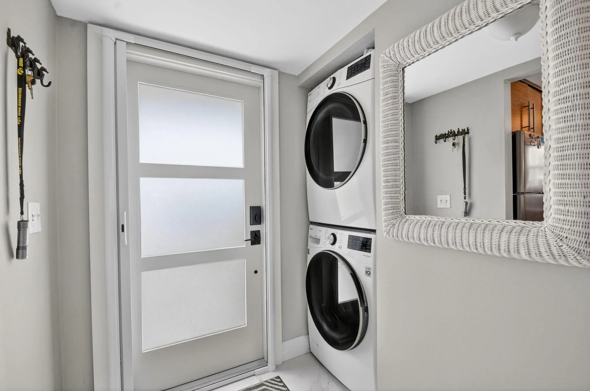 stacked washer/dryer