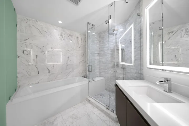 851 NE 1st Ave #2410_1oakstudios_20