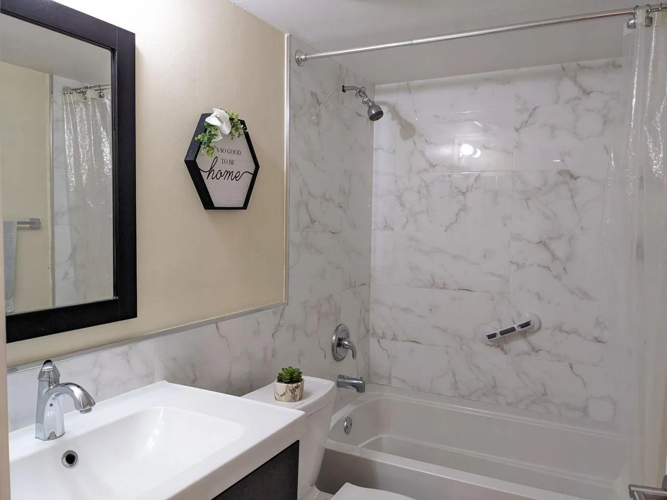 2nd bathroom
