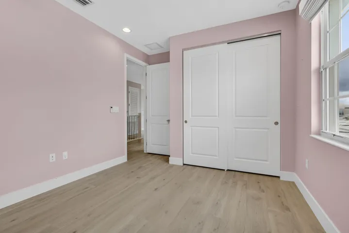 52-web-or-mls-BS1A0684