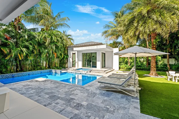 POOL_ANGLE_LEFT
