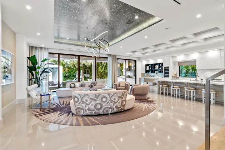 LIVING_ROOM_ANGLE_RIGHT