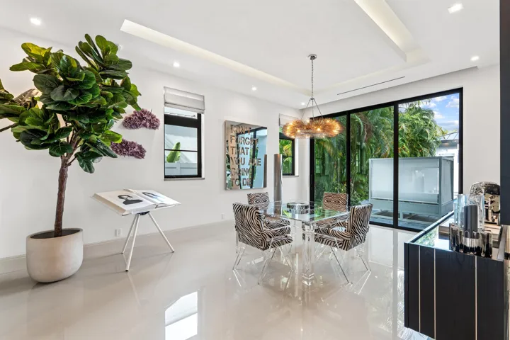 BREAKFAST_NOOK