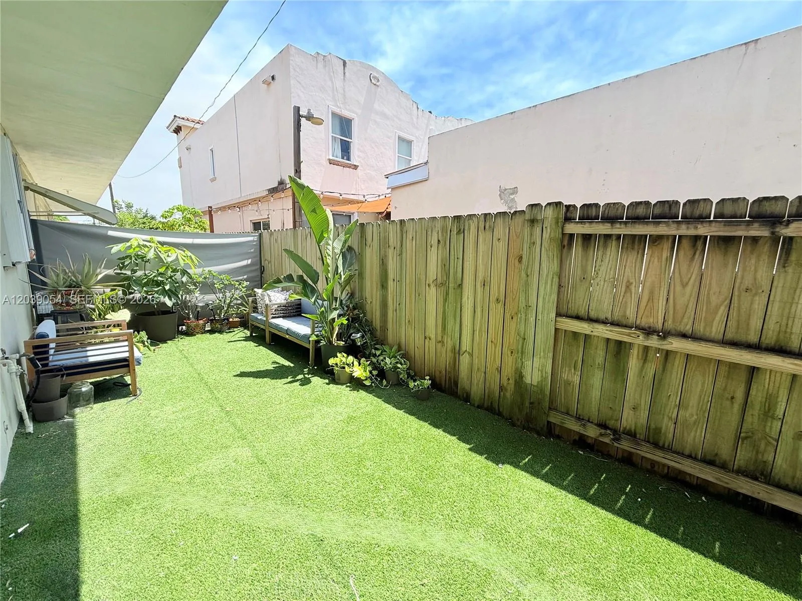 Spacious & Private Fully fenced in