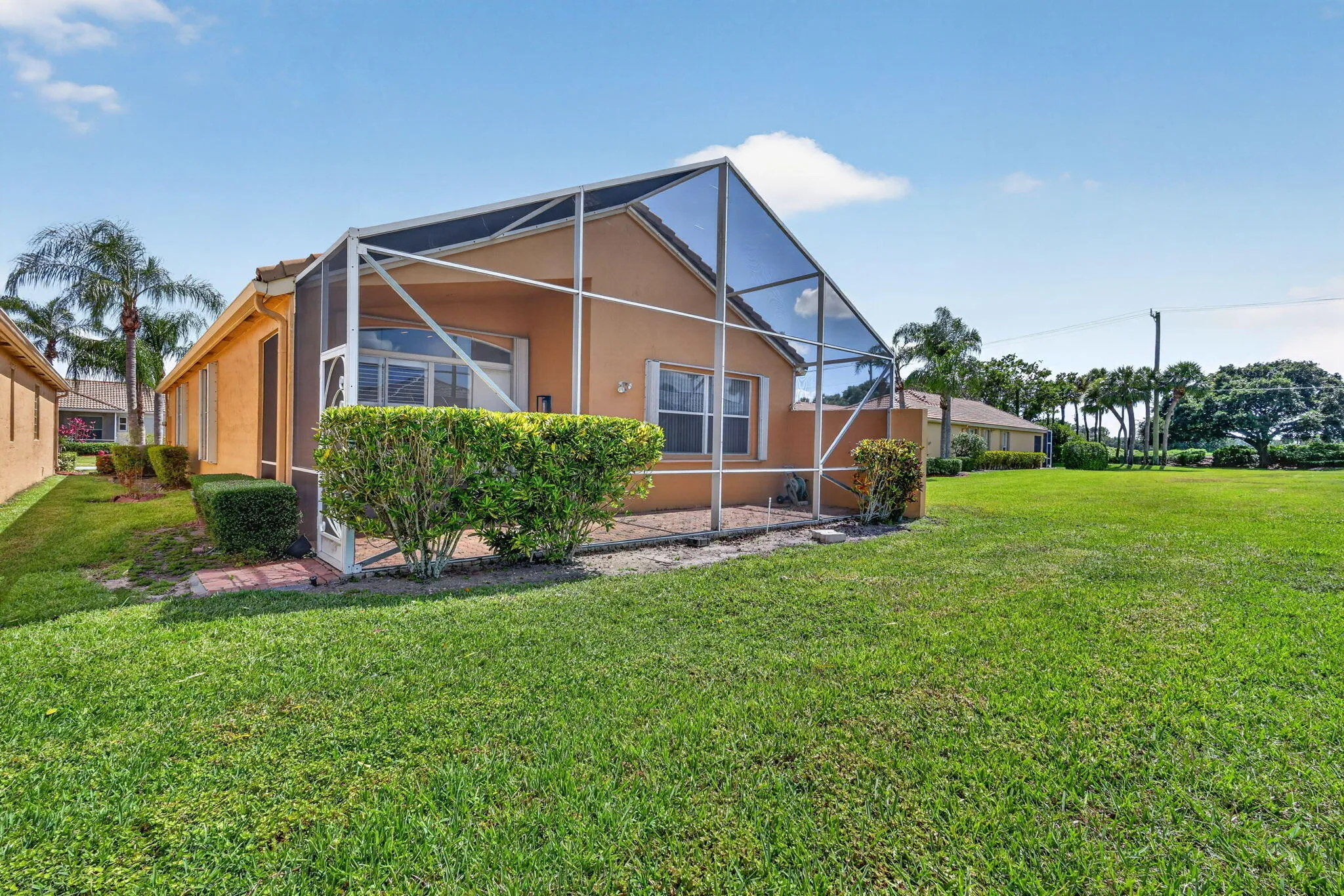42-web-or-mls-F14A3904