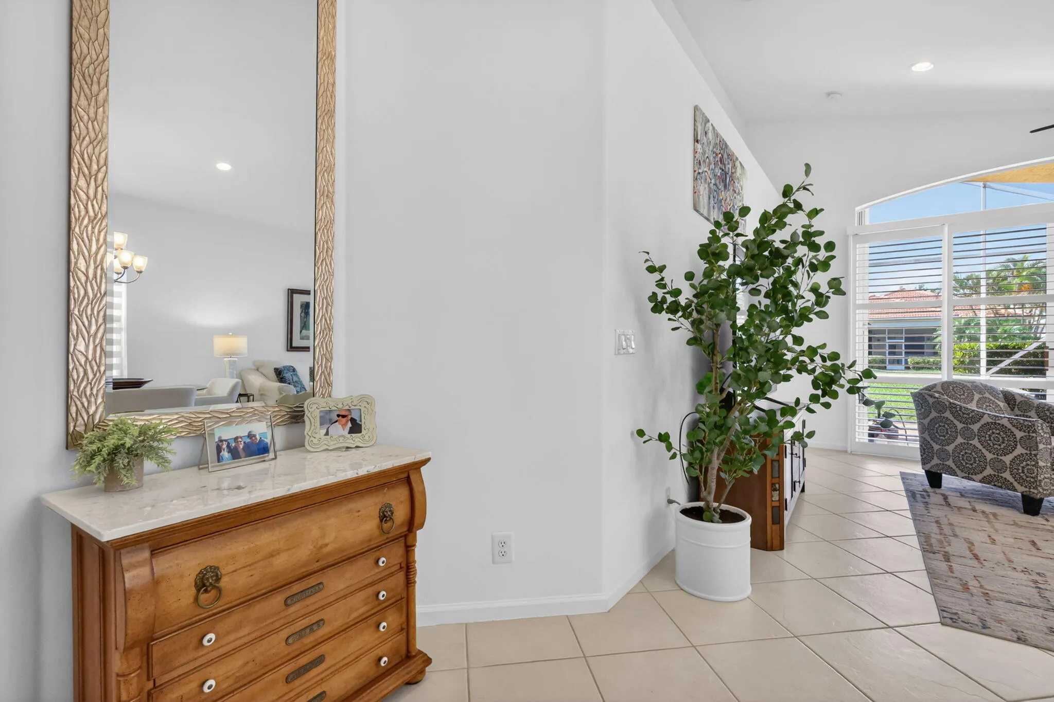19-web-or-mls-F14A3784