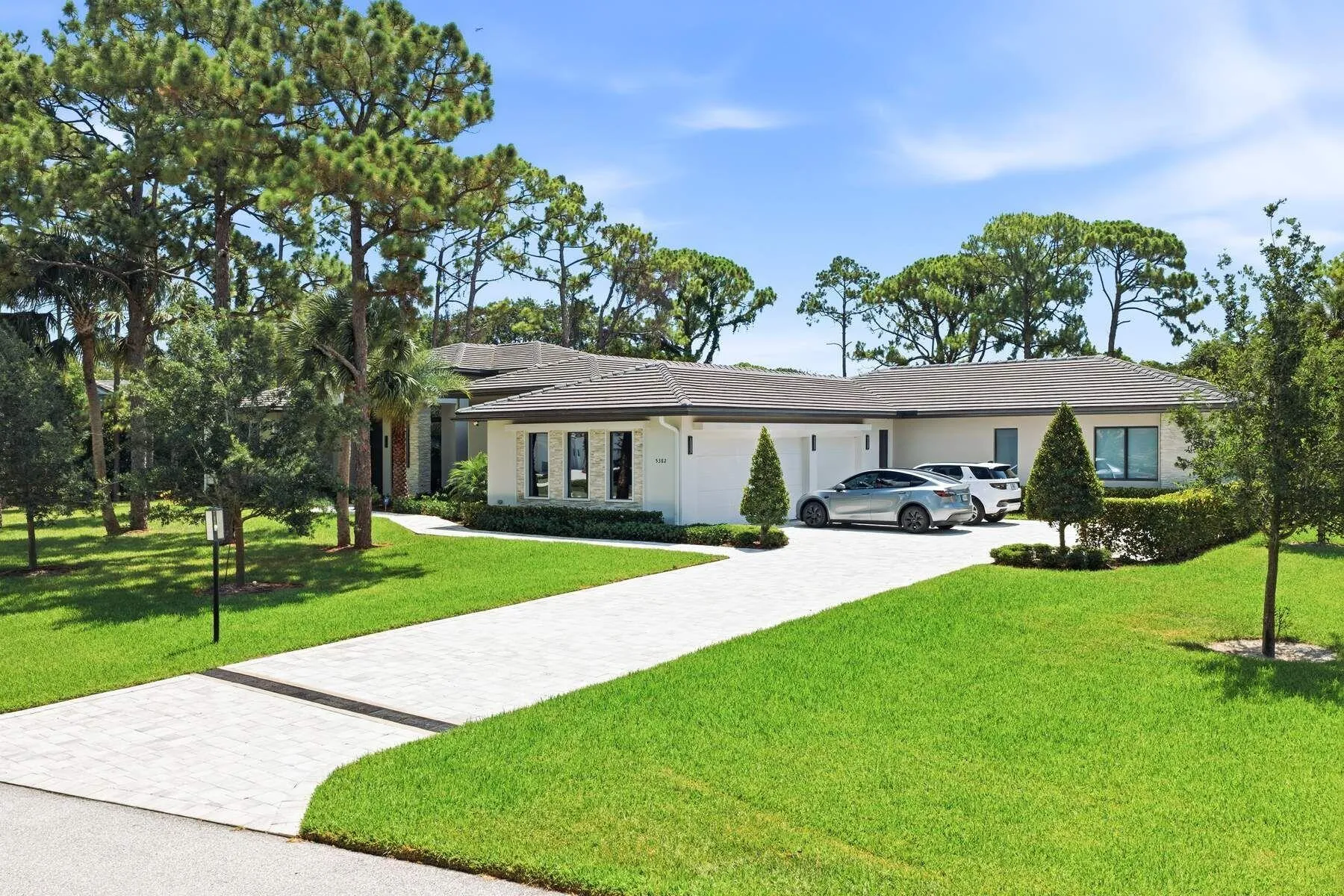 5382 Sea Biscuit Road - 67LXK2(66)