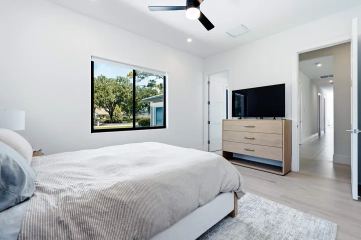 5382 Sea Biscuit Road - 67LXK2(31)