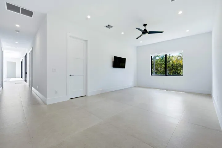 5382 Sea Biscuit Road - 67LXK2(37)