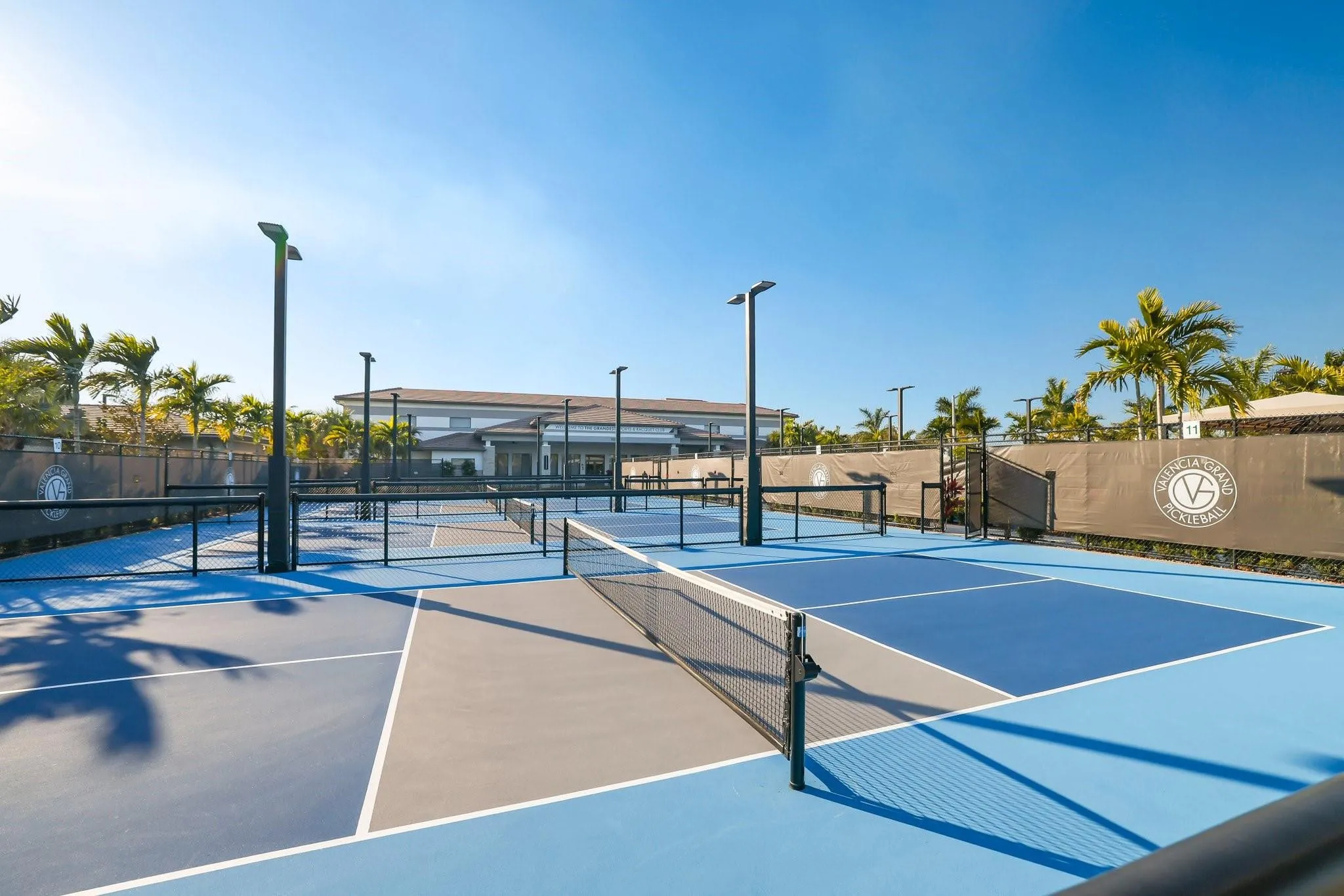 Outdoor Pickleball