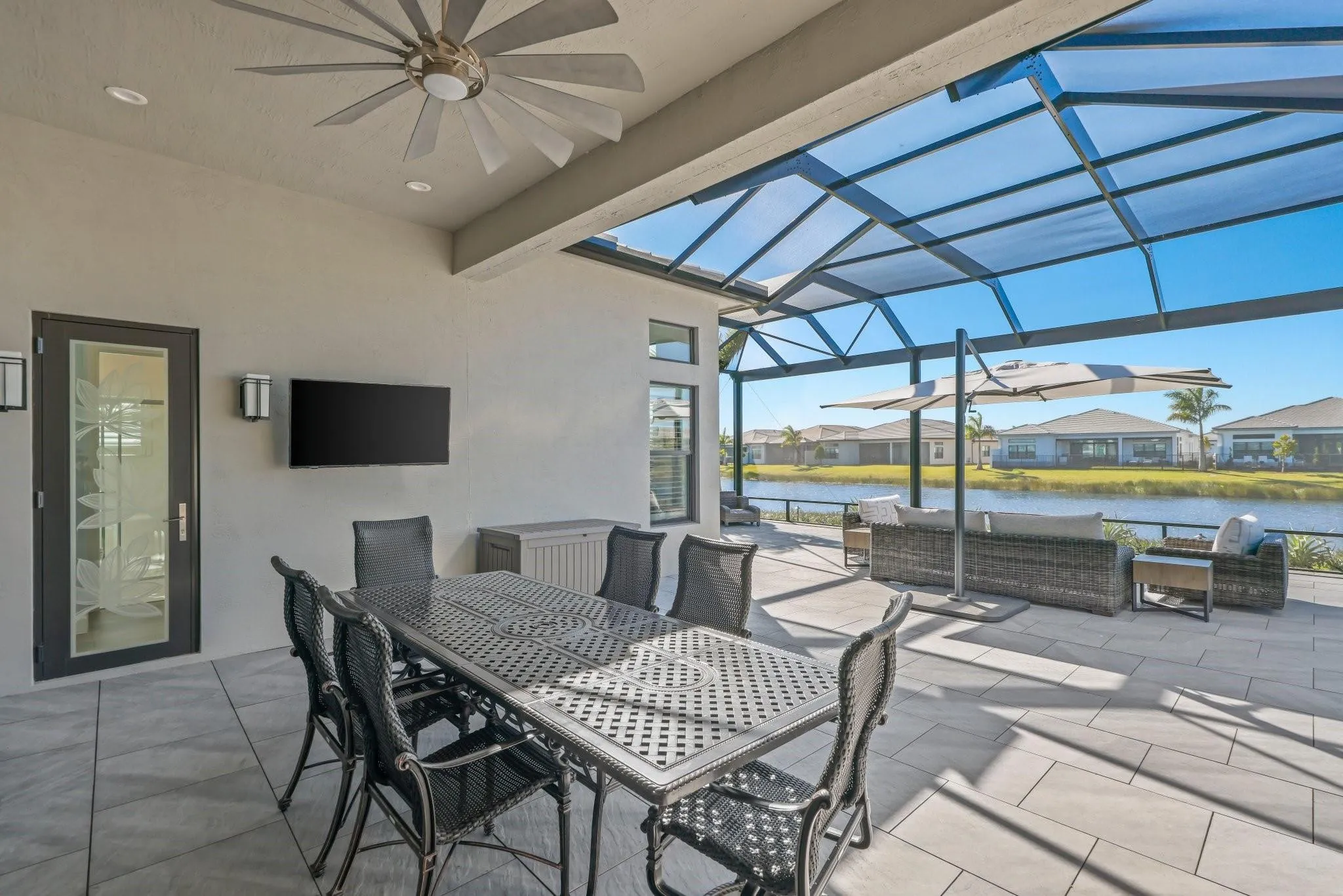 French Door (upgrade) to the Cabana Bath