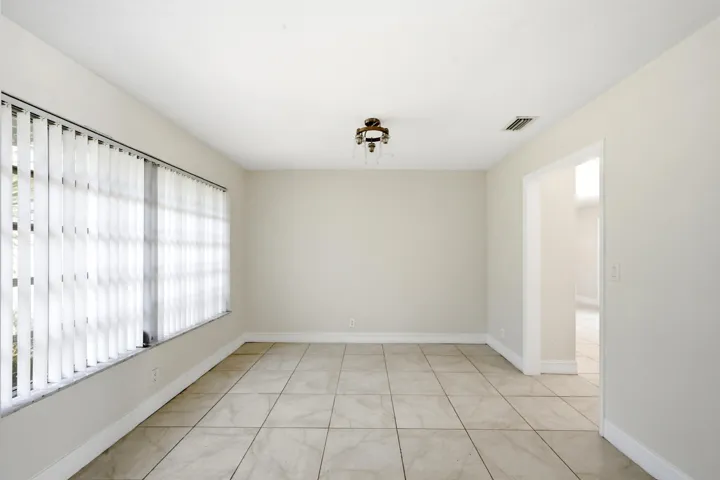 08_dining room