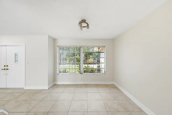 09_dining room