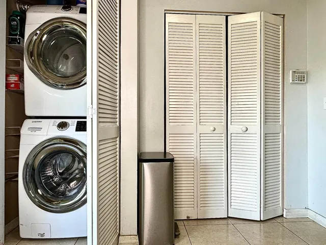 Laundry closet/pantry