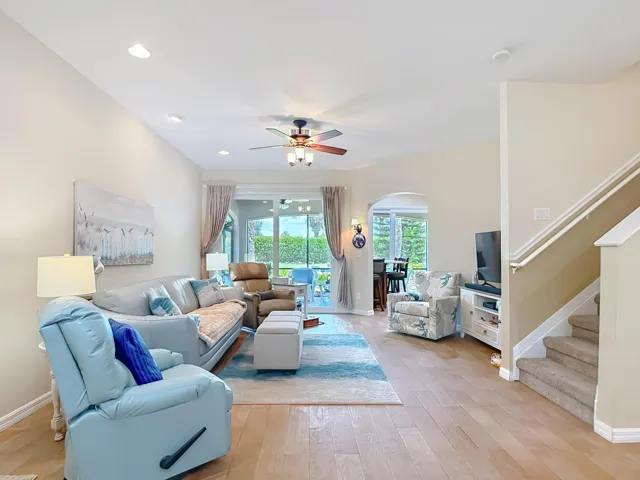 2401 Caslotti Way Cape-18