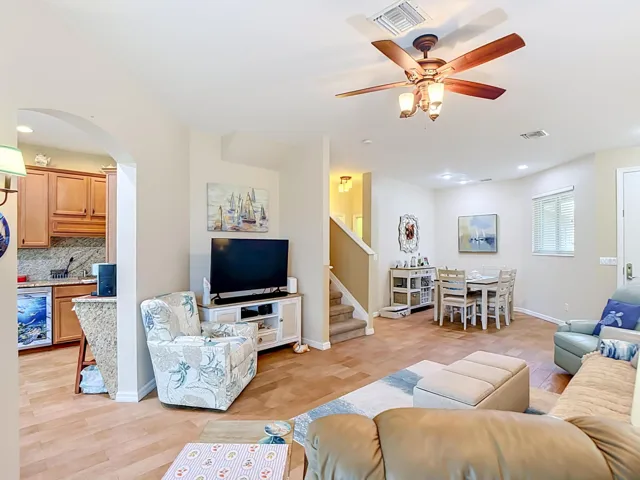 2401 Caslotti Way Cape-23
