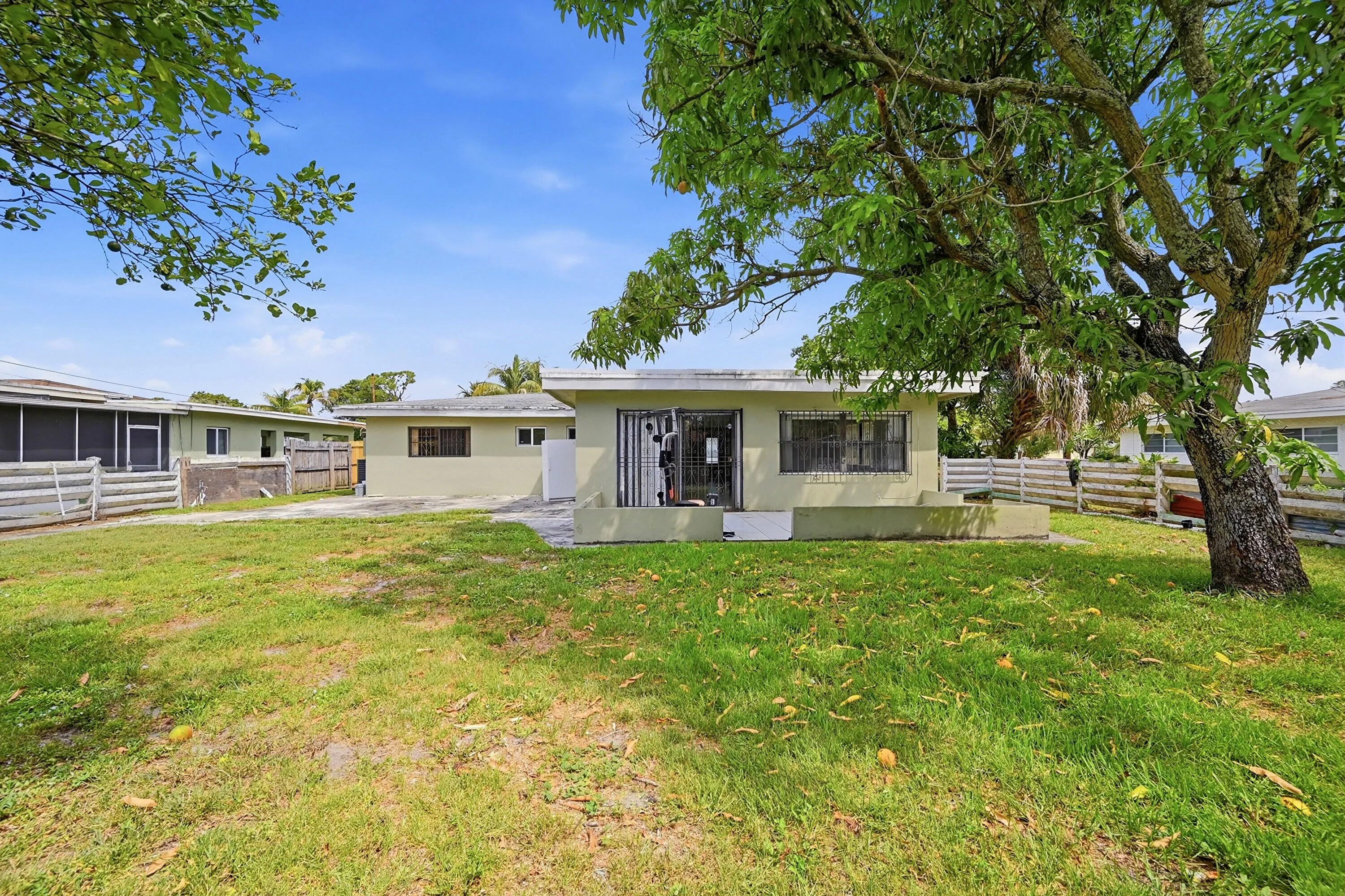 Property photo 37