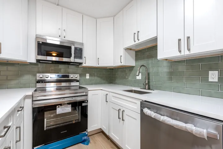 3561TallPineWay#D2Greenacres-10