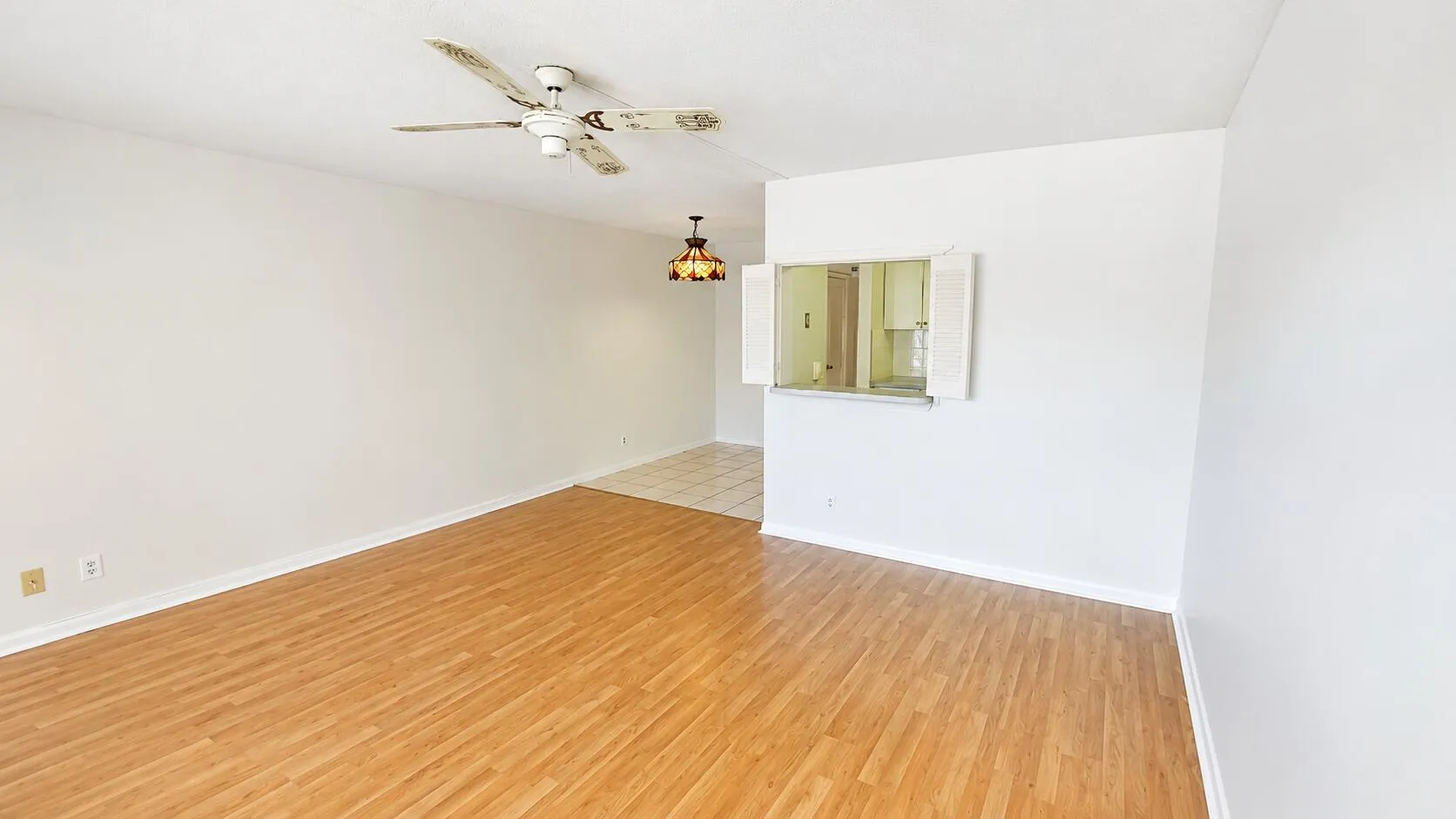 Living Area Unstaged