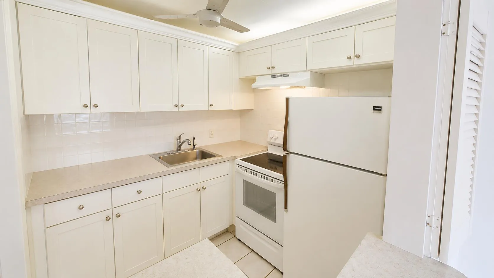 Kitchen Unstaged