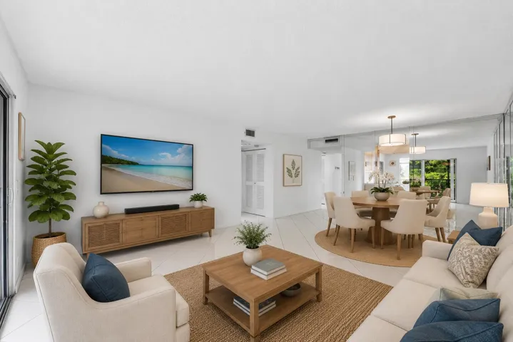 Living Area (Virtually Staged)