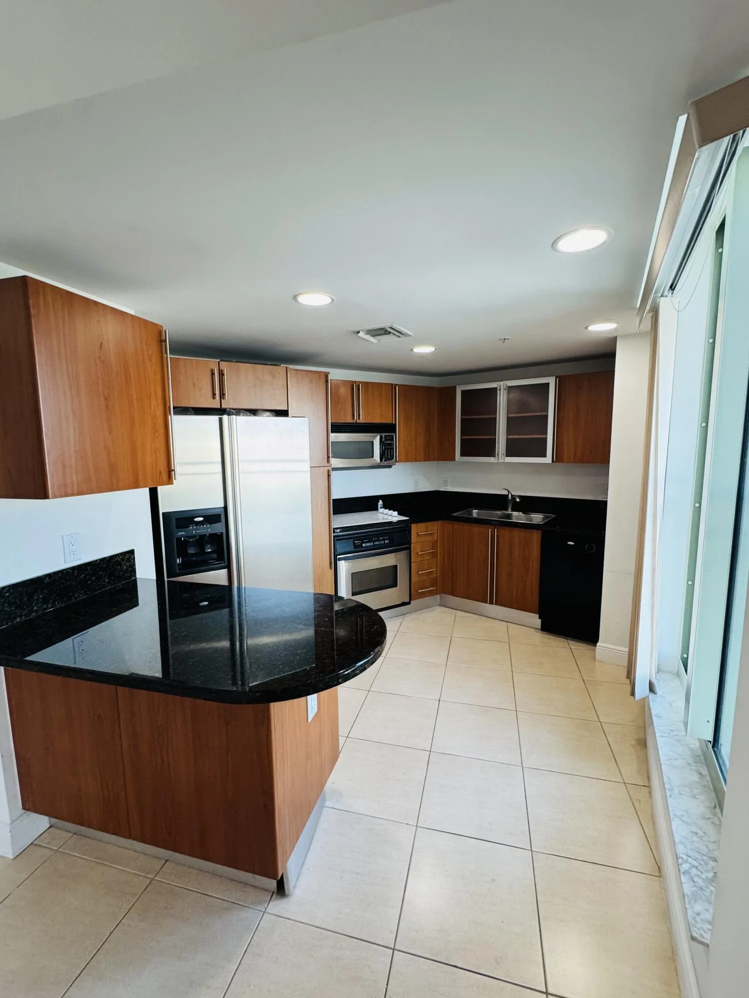 610 Clematis Street 812 (10)