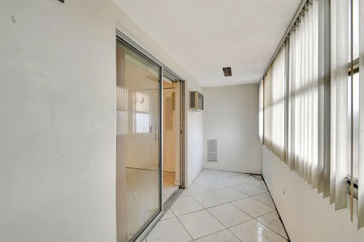 20-web-or-mls-Apartment (20)