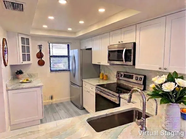 Kitchen VS