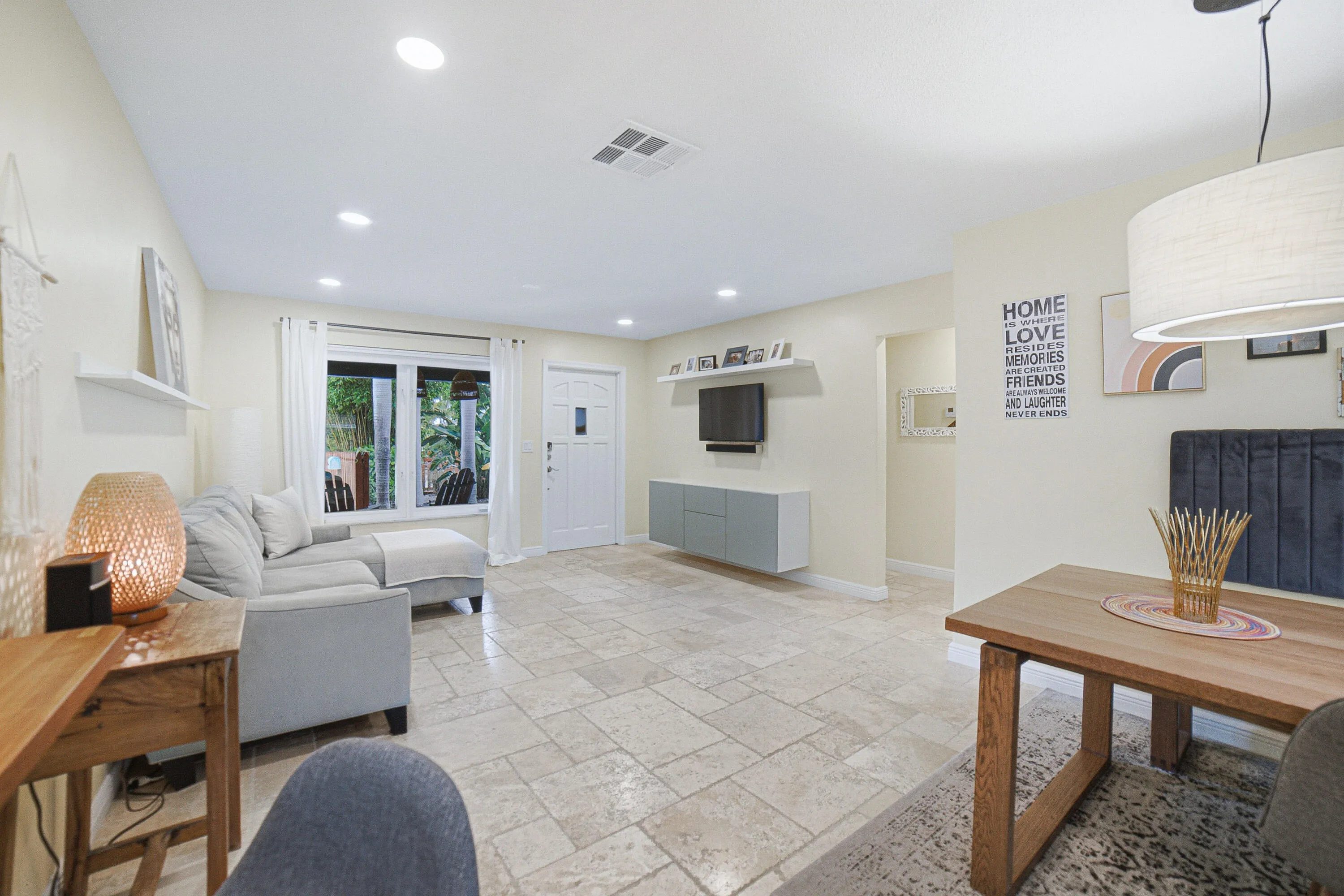 Livingroom-C