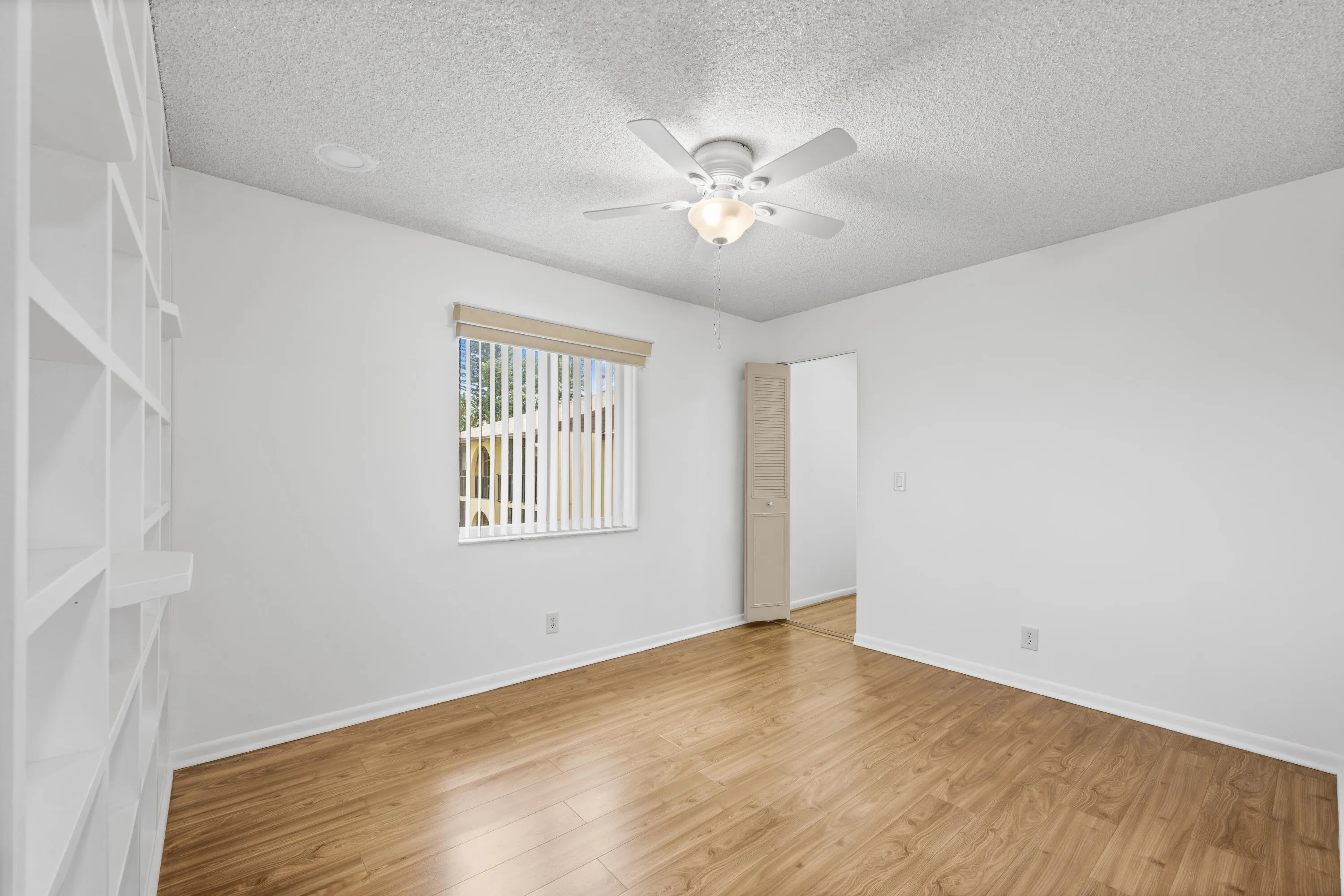313 Pine Ridge Cir, C2