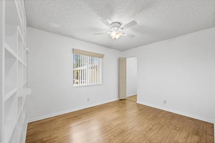 313 Pine Ridge Cir, C2