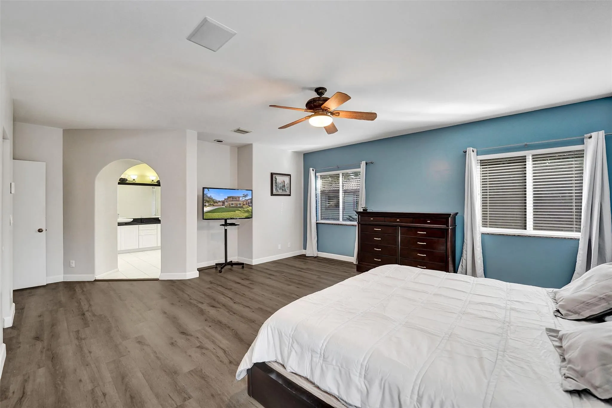 Property photo 73