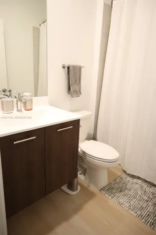 2nd Bathroom