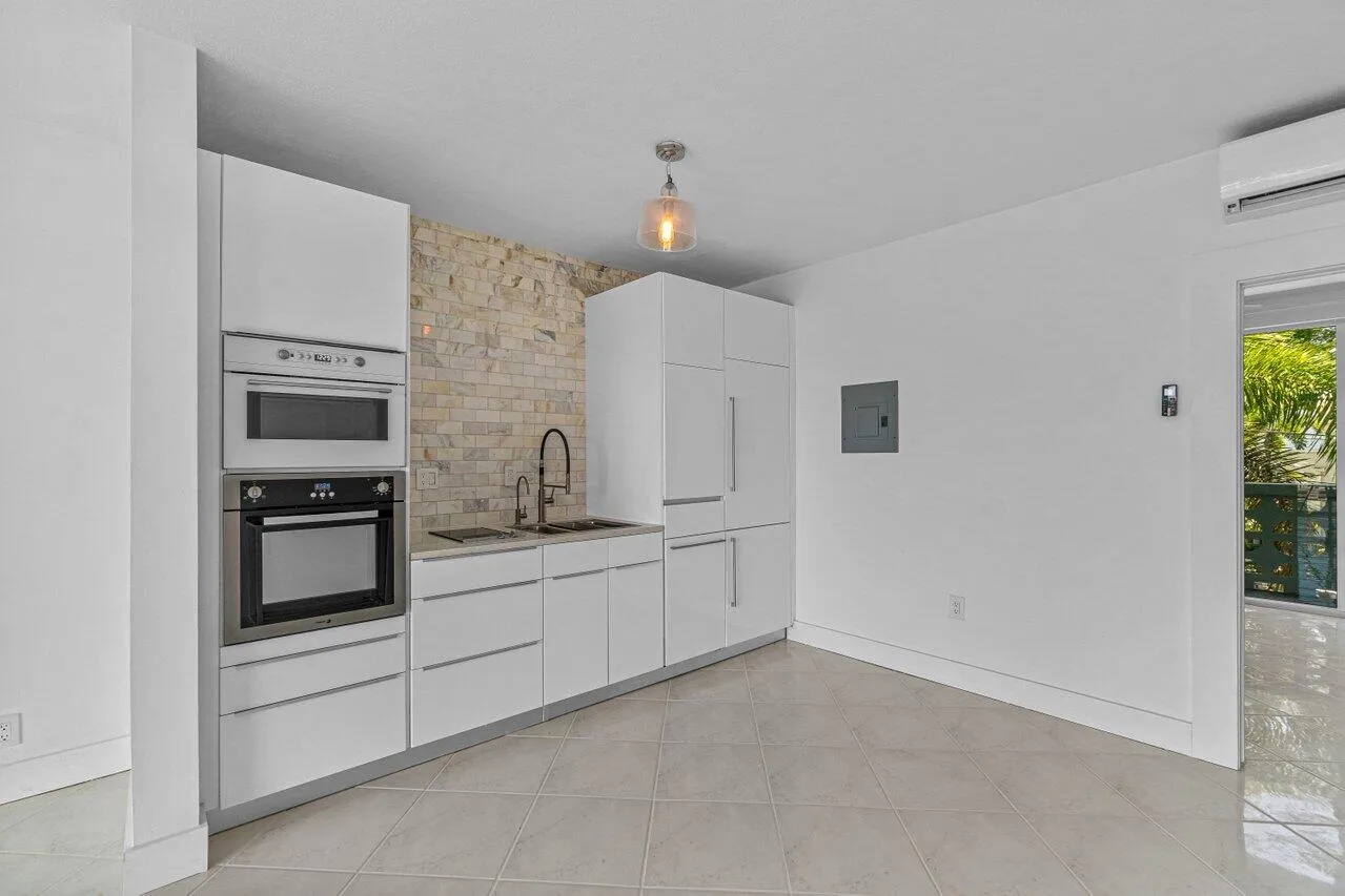 005-65SoutheastSpanishTrail-BocaRaton-FL