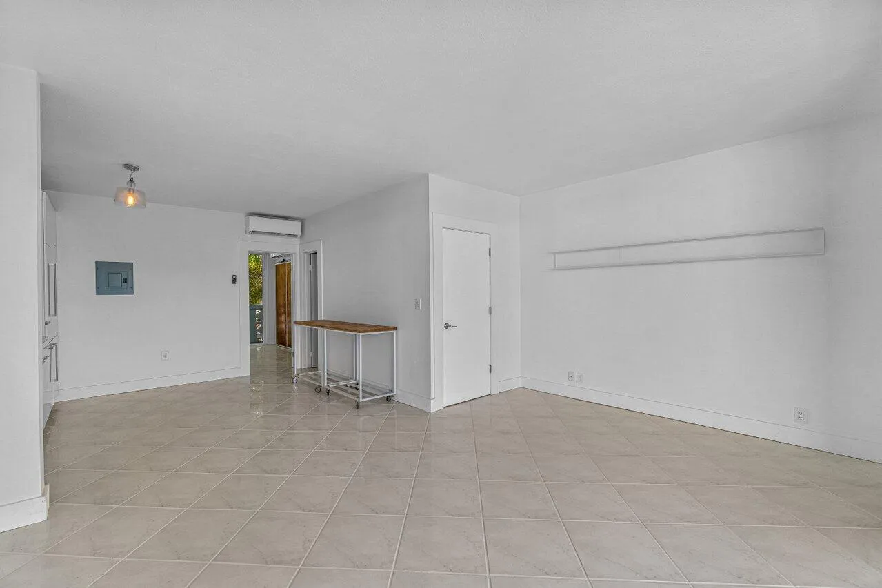 011-65SoutheastSpanishTrail-BocaRaton-FL