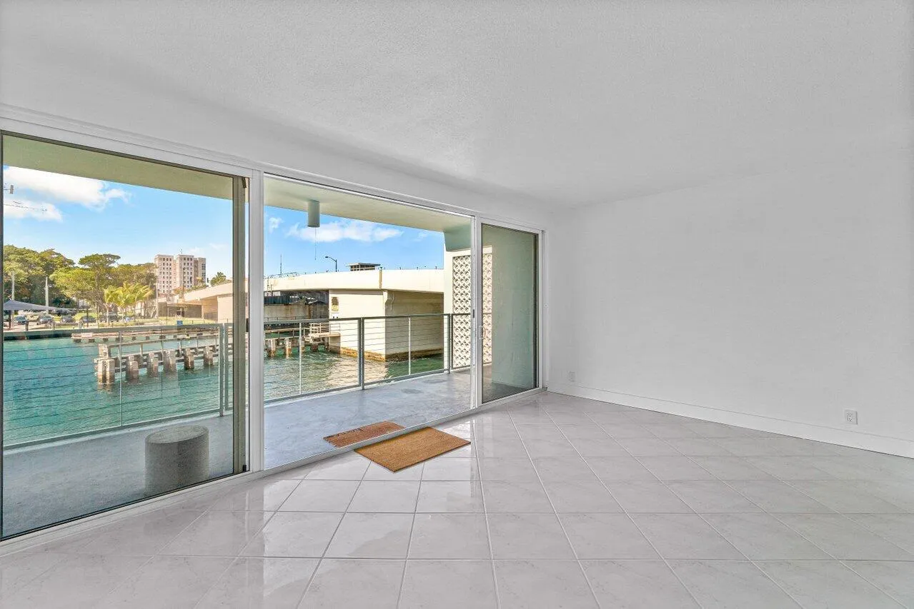 009-65SoutheastSpanishTrail-BocaRaton-FL