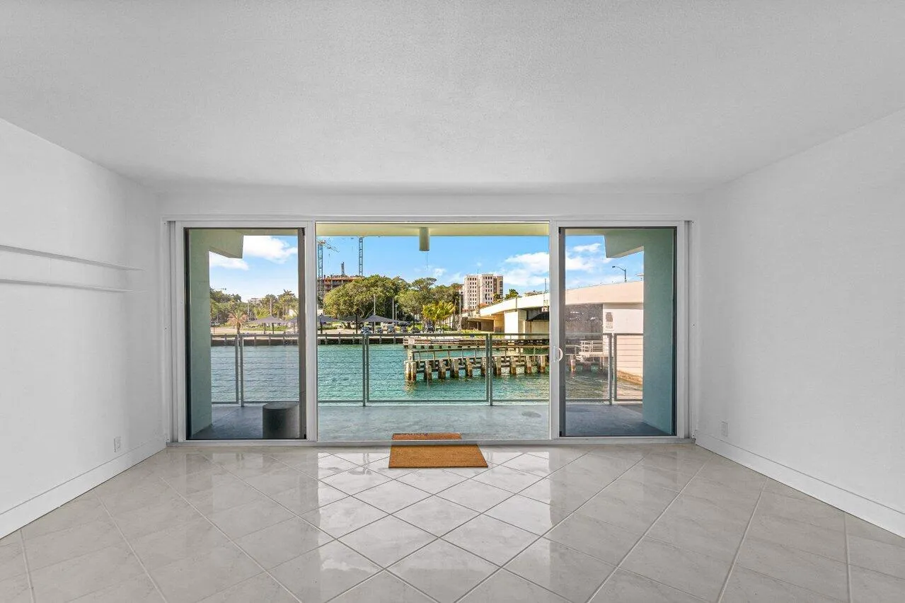 007-65SoutheastSpanishTrail-BocaRaton-FL