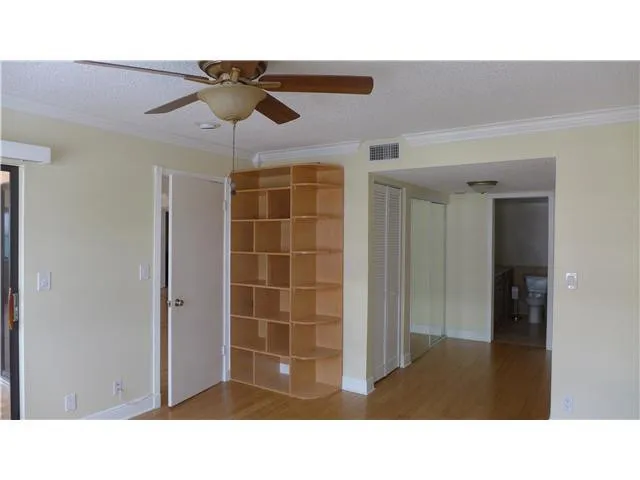 Built in shelves