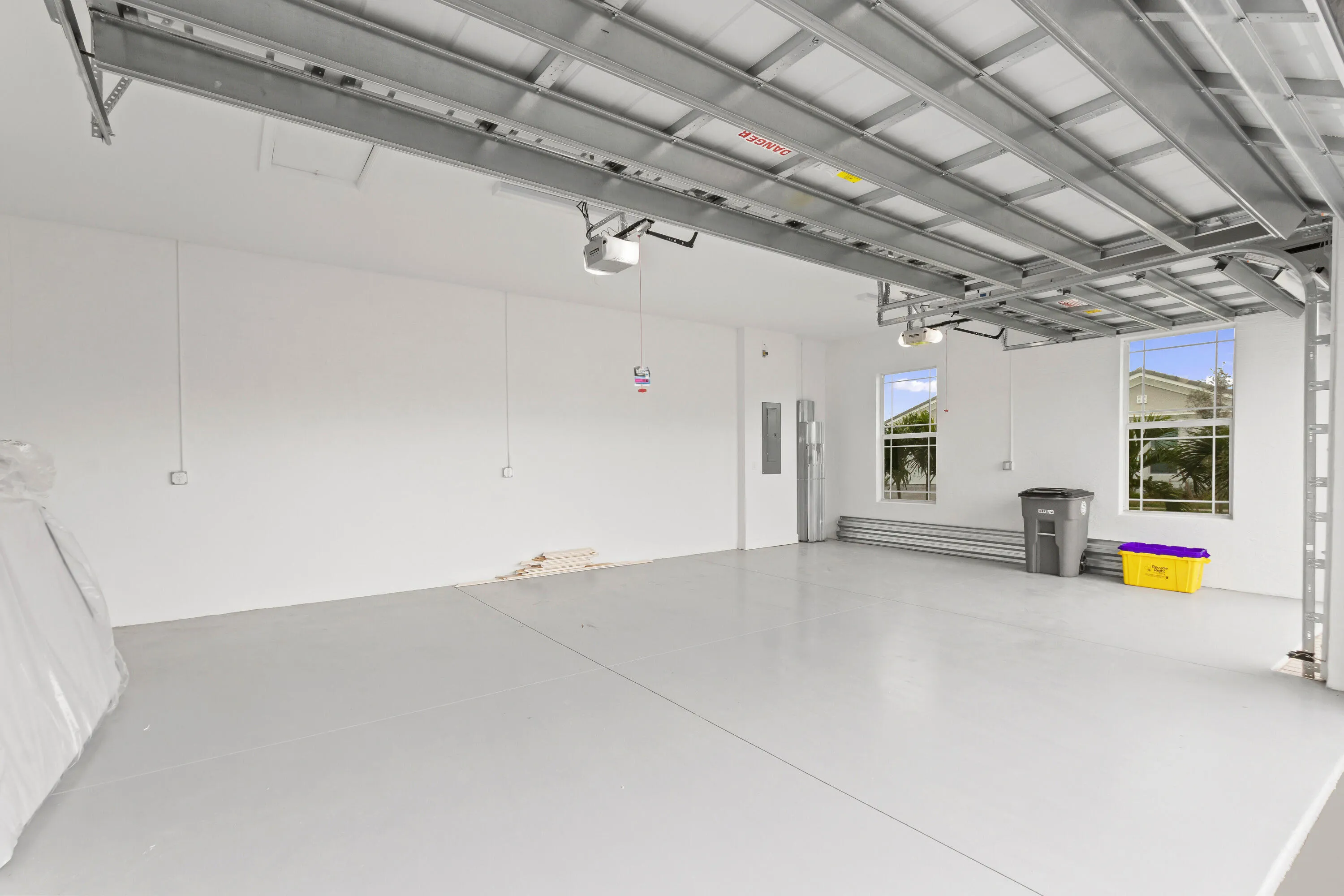 3-Car Garage