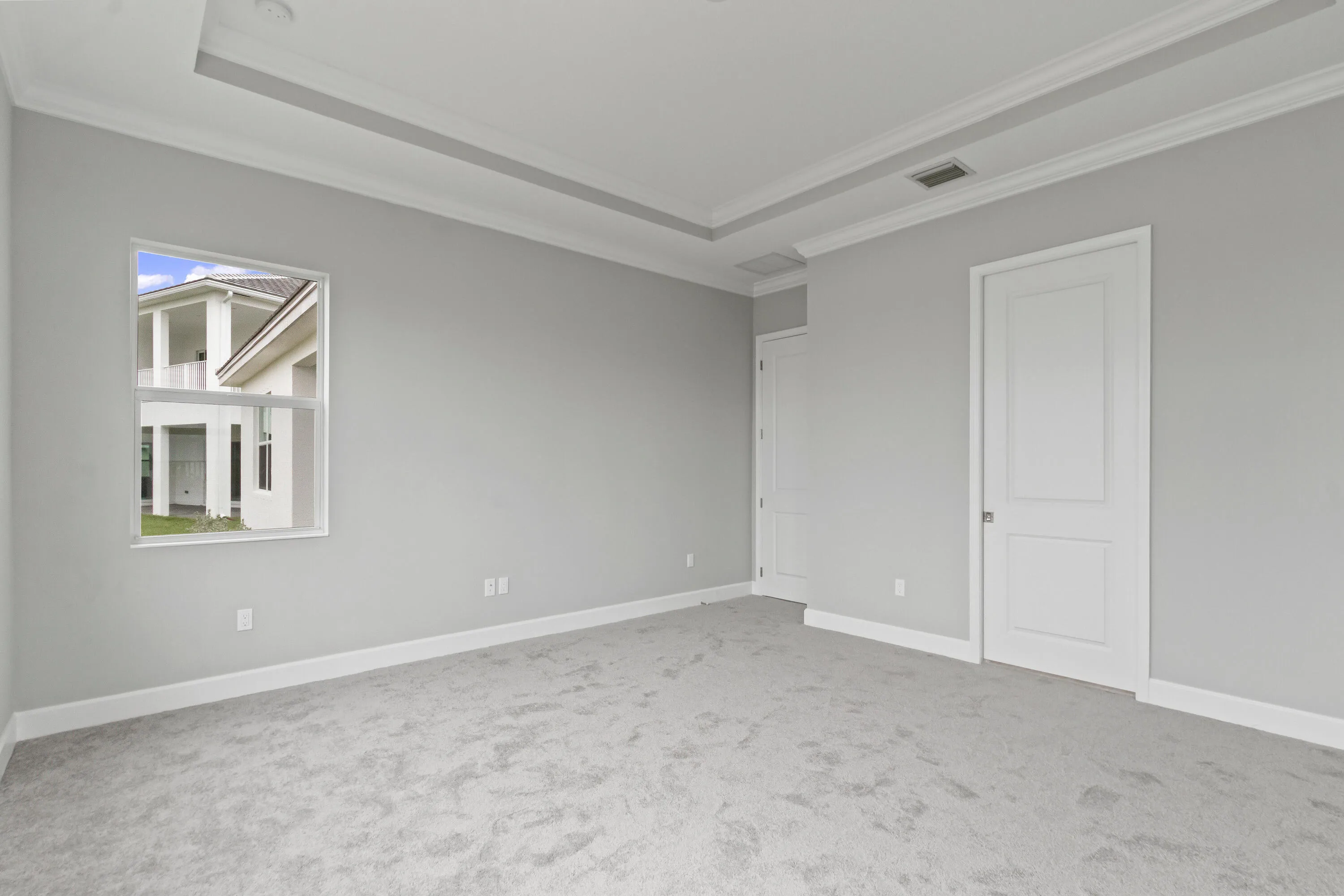 Owners Suite-017-009-4200x2800